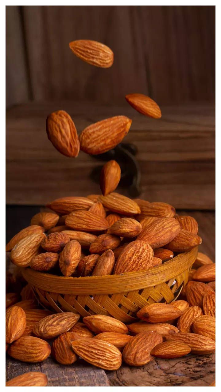 California Almonds ( badam )